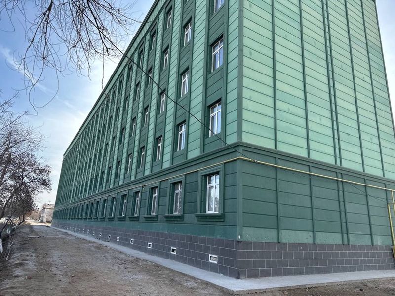 Тахиаташ районы центр 2 хана, 1 этаж магазин кылыу ушын колай