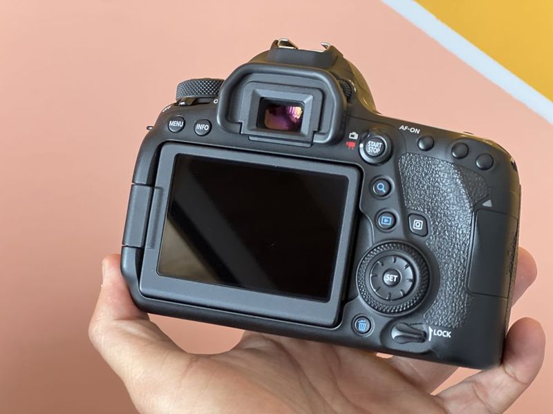 canon eos 6 d mark ii body