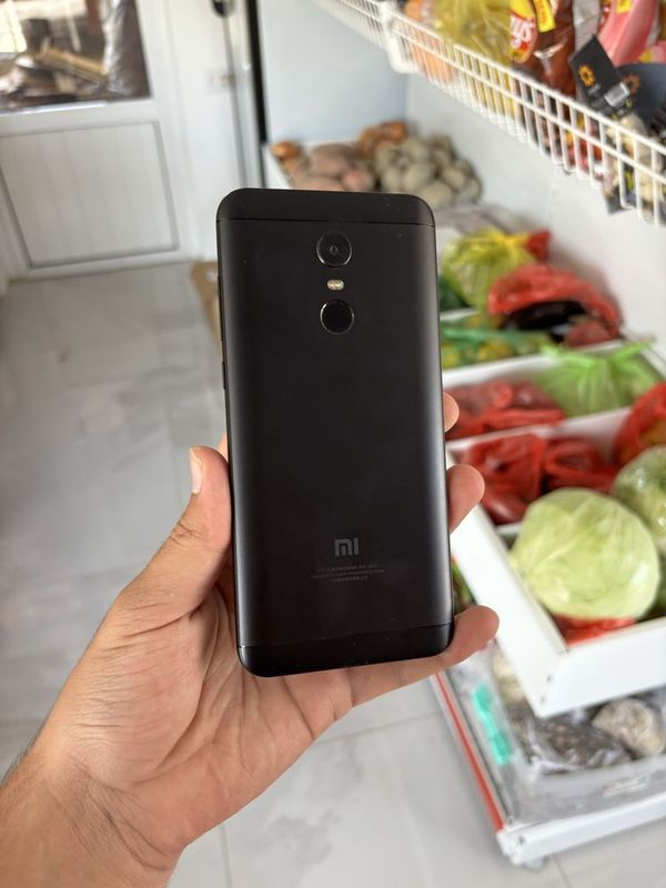 Redmi 5 Plus 32Gb sim oqimidi Redmi 5 Plus 32Gb sim oqimidi