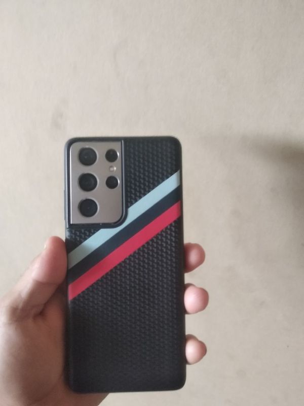 Samsung s21 ultira dogchasi bor ishlash idyal Samsung s21 ultira dogchasi bor ishlash idyal