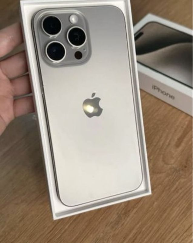 Iphone xr 15 pro max korpusida