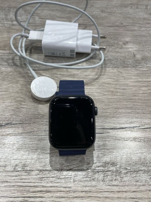 apple watch se 44 apple