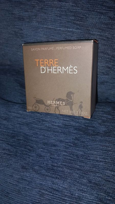 Hermes Мыло кусковое Terre D'hermes, 100 г Hermes Мыло кусковое Terre D'hermes, 100 г