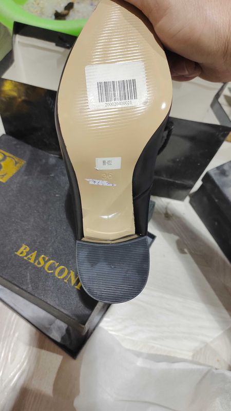 Туфли фирменные BASCONI Туфли фирменные BASCONI