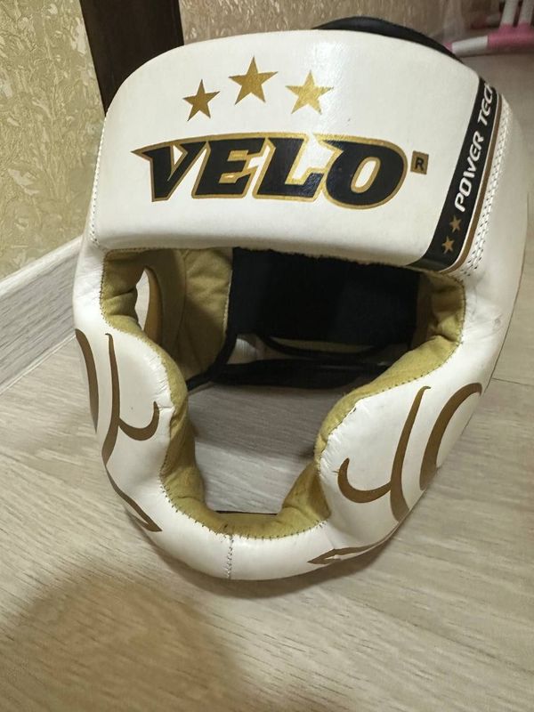 Шлем Velo белый цвеь