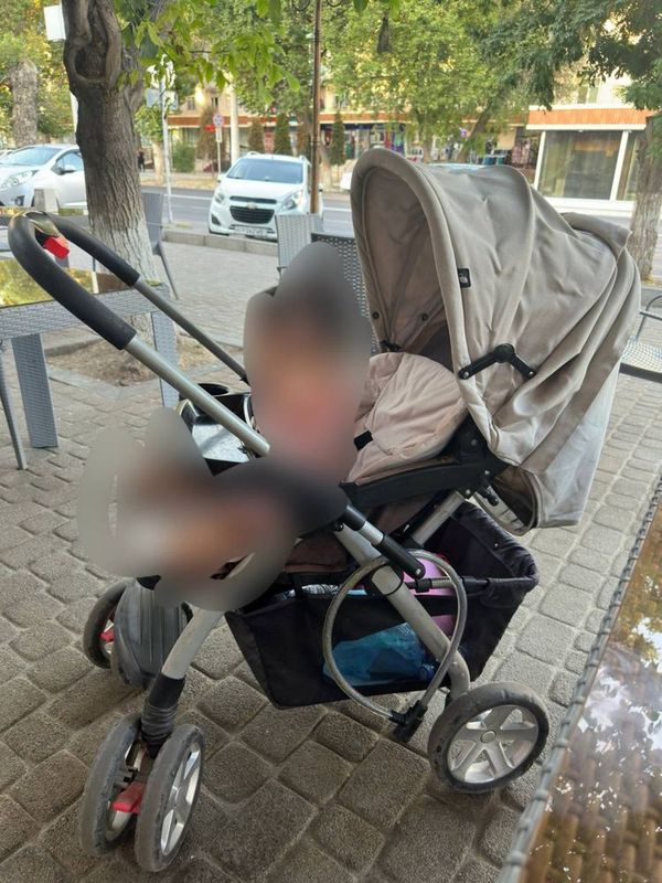 Коляска сотилади срочно