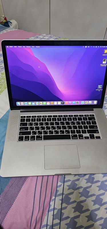 MacBook Pro 15 - inch сотилади