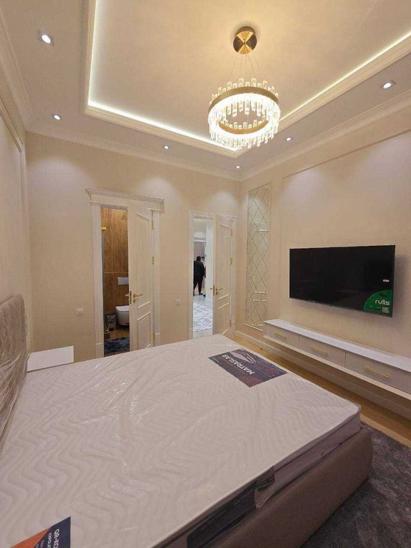 Паркентский • Urban Delux • 4-комн • 120м² • этаж 2/8 • [336-MAL24]