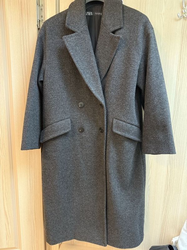 Пальто женское Zara Пальто женское Zara