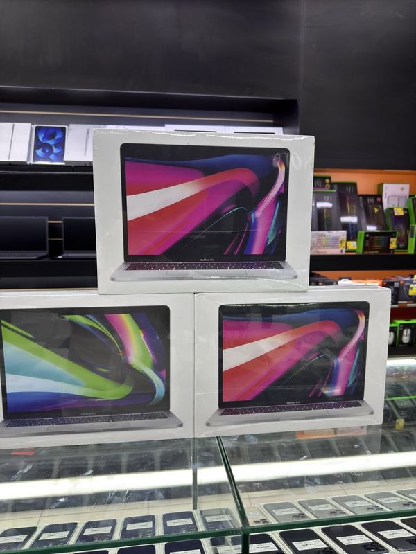Macbook Pro M2 13dyum Новый Запечатанный Macbook Pro M2 13dyum Новый Запечатанный