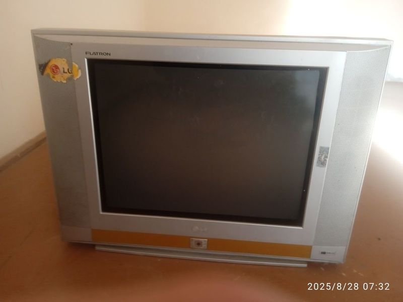 Televizor LG flatron sotiladi Televizor LG flatron sotiladi