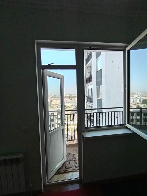 Qarshi sitydan uy sotiladi