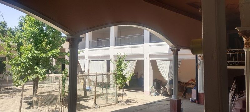 Toshkent shaxar oʻrikzor atrofida uchaskada ijaraga xonalar beriladi Toshkent shaxar oʻrikzor atrofida uchaskada ijaraga xonalar beriladi