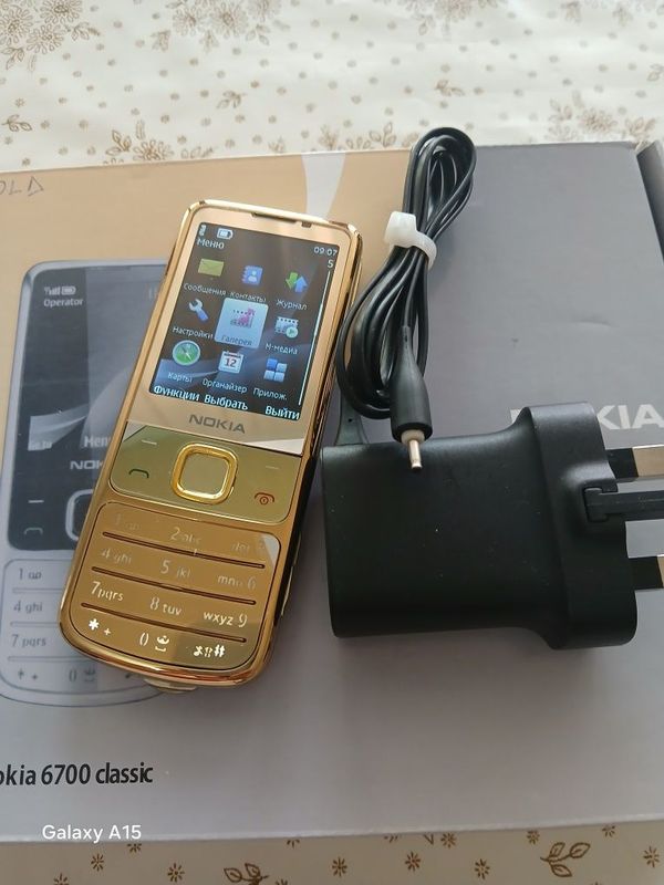 Nokia 6700 klassik Gold ideal xolati Nokia 6700 klassik Gold ideal xolati