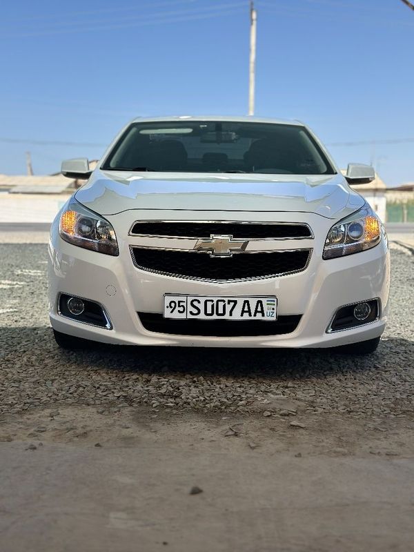 Malibu 1 2013 ( в отличном состоянии)