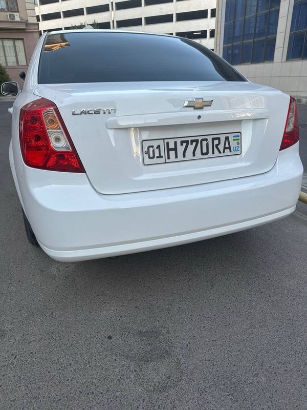 Автомобиль Gentra Автомобиль Gentra