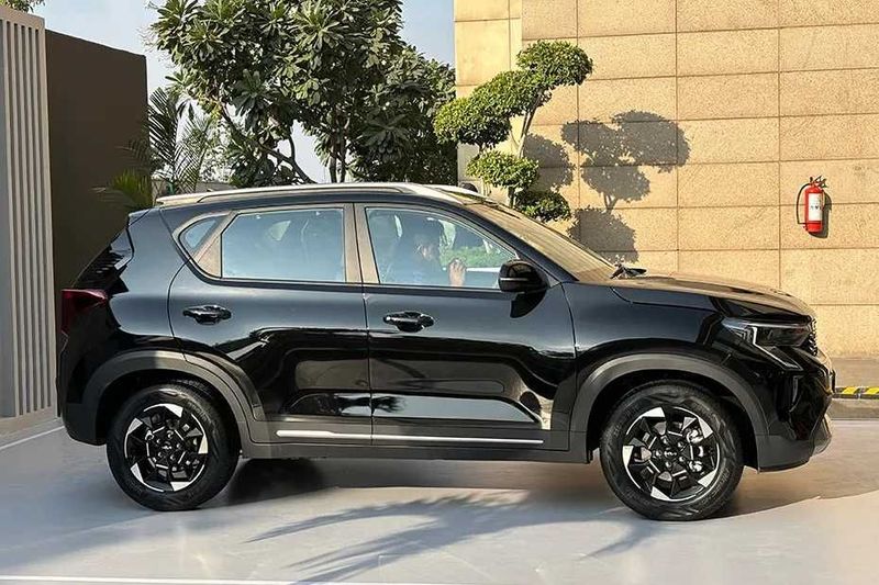 kia sonet 3- pozitsiya arzon nasiya kia sonet 3- pozitsiya arzon nasiya