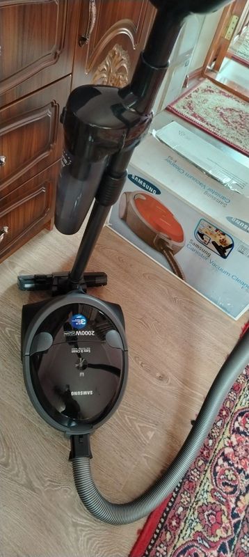 Pilesos samsung sotiladi xolati yangidek Pilesos samsung sotiladi xolati yangidek