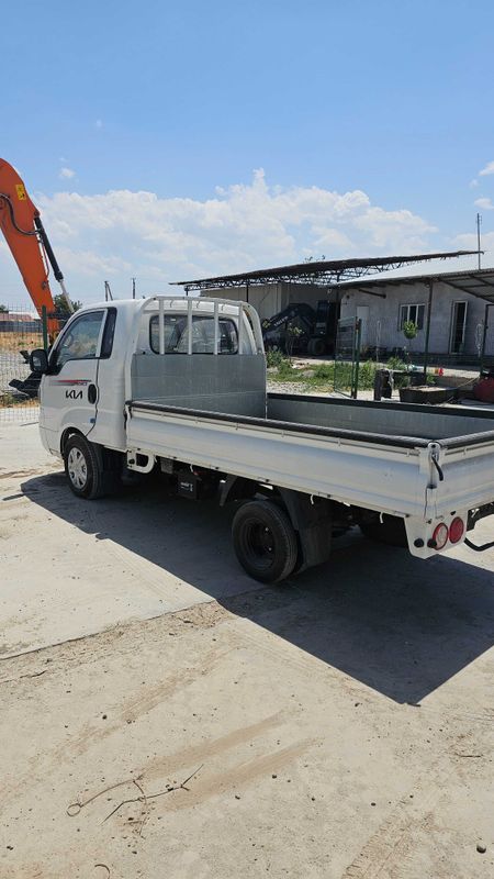 KIA Bongo III yili 2022 Probeg 1063km KIA Bongo III yili 2022 Probeg 1063km