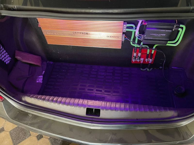 Усилитель Gryphon 1.3200w буфферга