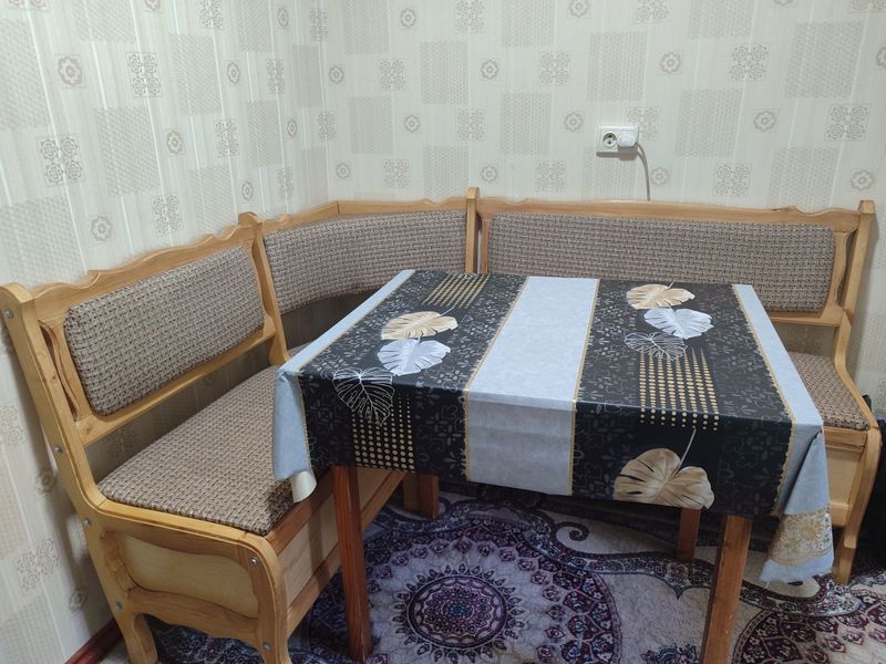 Мебель для кухни, уголок + стол