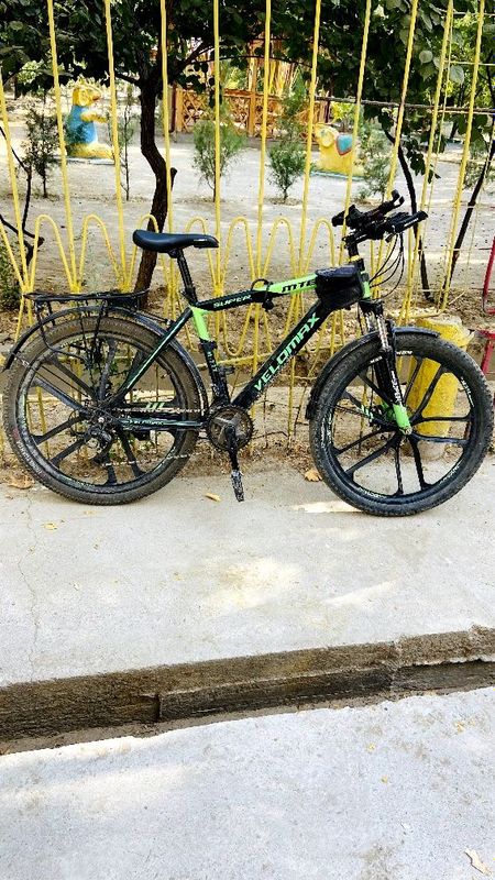 Velosiped sotiladi ideal holatda Velosiped sotiladi ideal holatda