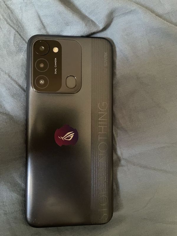 Tecno spark 8c 64gb Tecno spark 8c 64gb