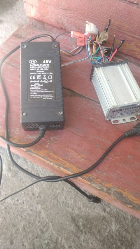 Продаётся мотор калесо 350 w 48 v Продаётся мотор калесо 350 w 48 v