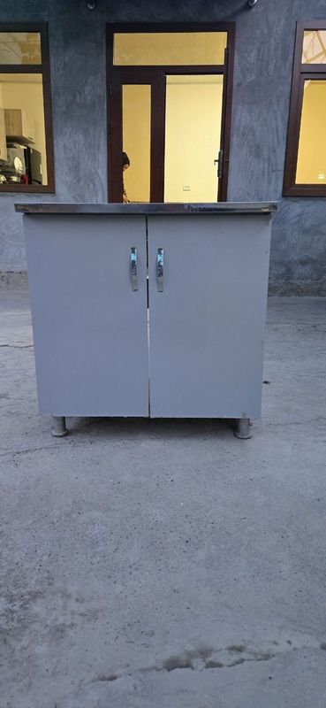 Kuxinniy mebel moyka Kuxinniy mebel moyka