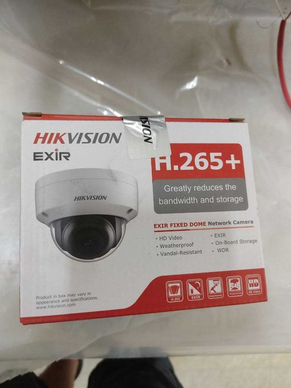 Камера IP . HIKVISION. видеонаблюдения. 2MP.