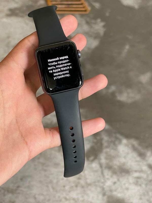 Apple watch series 3 42mm O'qib yozing Apple watch series 3 42mm O'qib yozing
