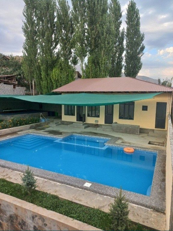 Srochna dacha bochka 4 sotik 3 xona Srochna dacha bochka 4 sotik 3 xona