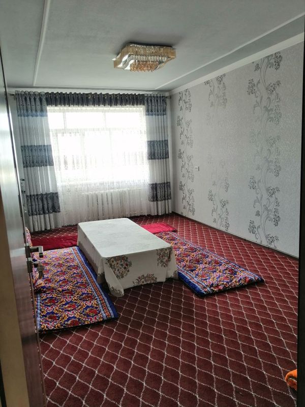 Qizlaga ijaraga kvartira beriladi