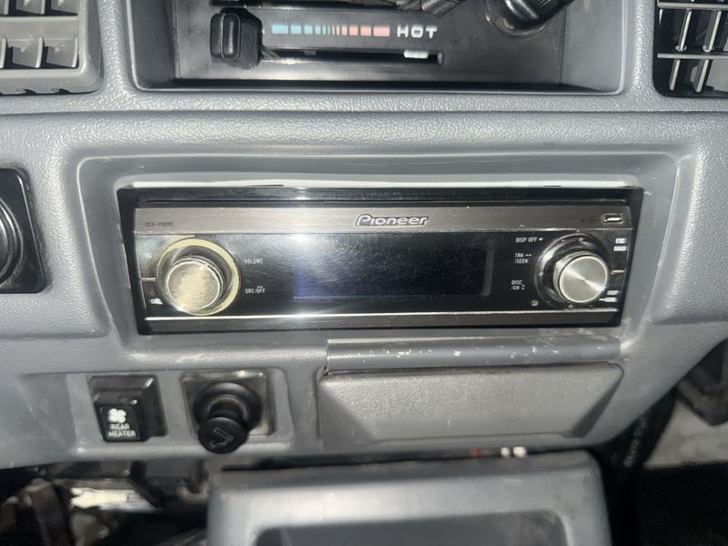 Pioneer sotiladi p80rs bufer usiltilaym bor Pioneer sotiladi p80rs bufer usiltilaym bor