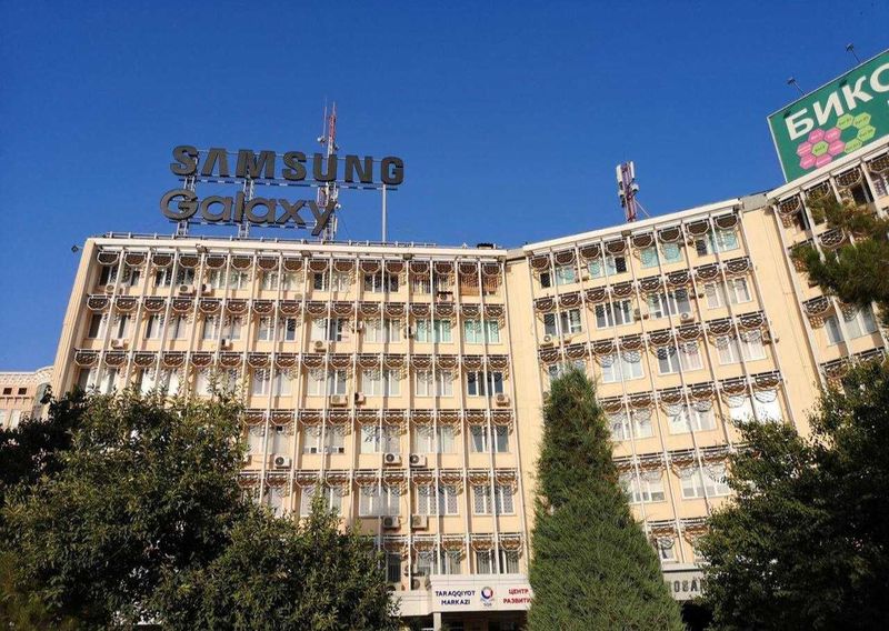 Продается офис 30 м² у метро Ойбек Продается офис 30 м² у метро Ойбек