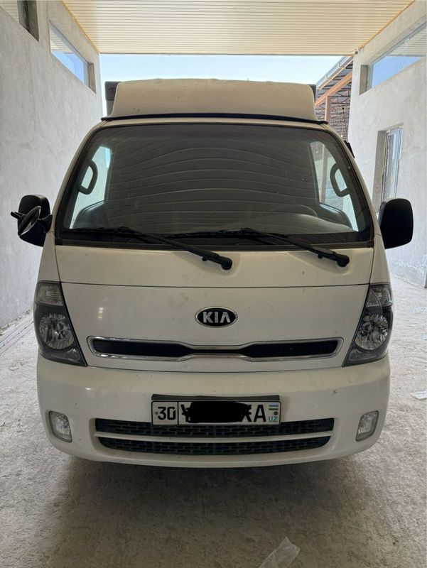 Kia bongo 2014 dizel Kia bongo 2014 dizel
