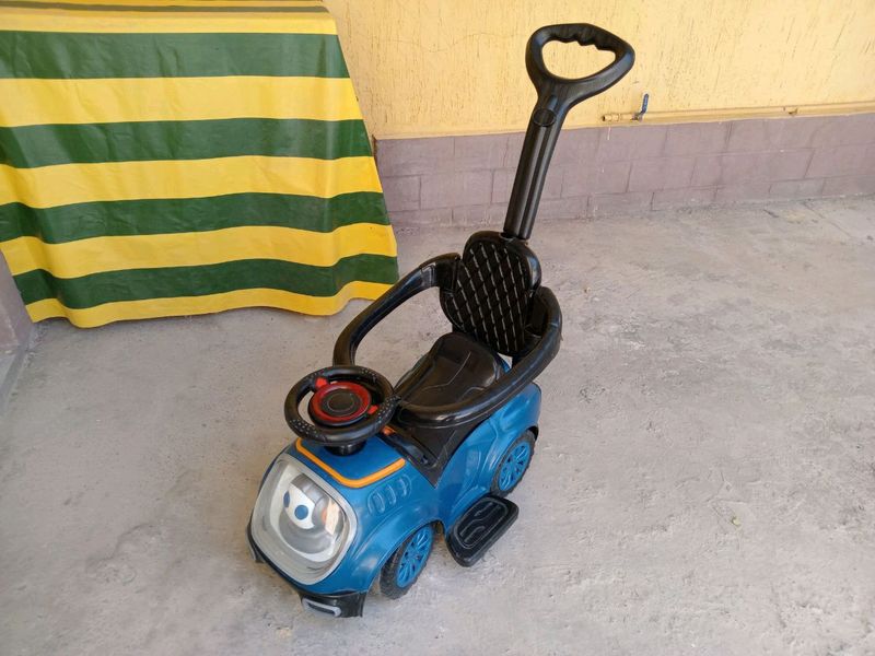 Bolalar moshinasi Bolalar moshinasi