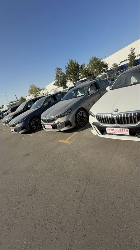 Продам bmw i5 35l в асартименте 3 цвета Продам bmw i5 35l в асартименте 3 цвета