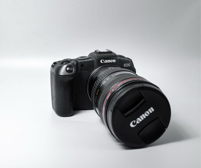 Canon RP в отличном состоянии