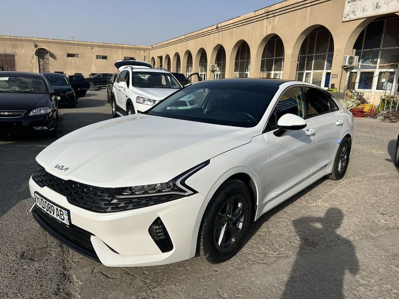 Kia Ka 5 srochi sotiladi narxini kelishamiz Kia Ka 5 srochi sotiladi narxini kelishamiz