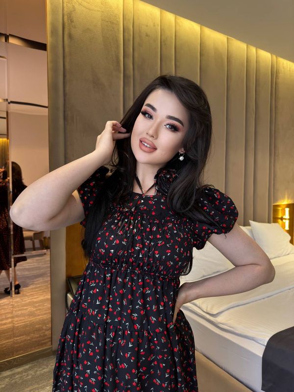 Lola Nafosat modeli Lola Nafosat modeli