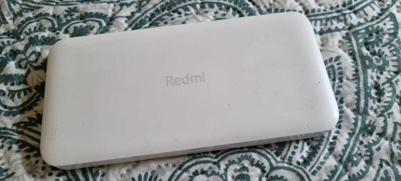 Продам Power bank Redmi и Xiaomi