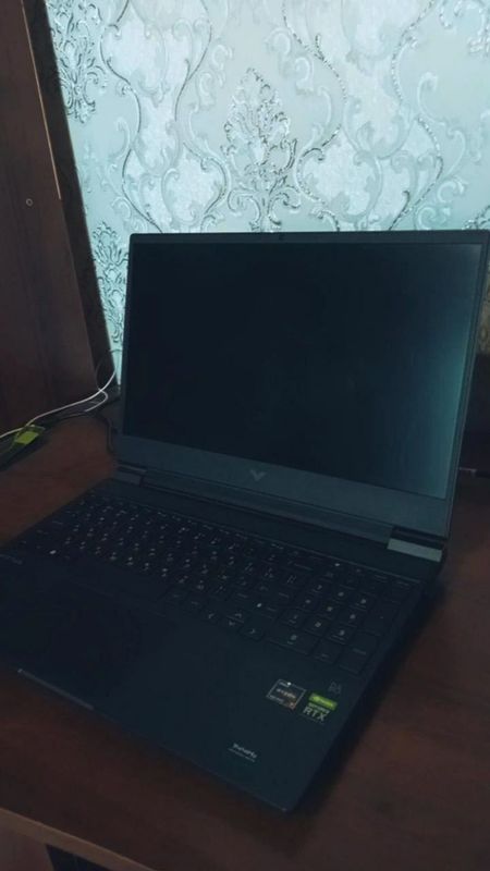 Victus 16/512 gb