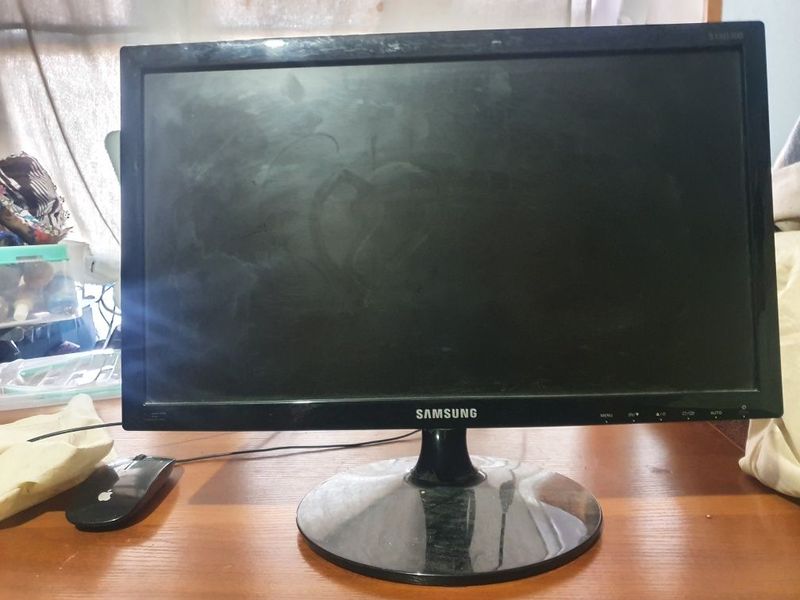 Samsung kompyuter monitori