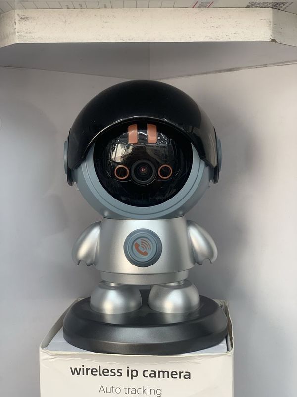 Robot kamera 360 aylanadi tungi rejimham bor kamera orqalik vizf bor