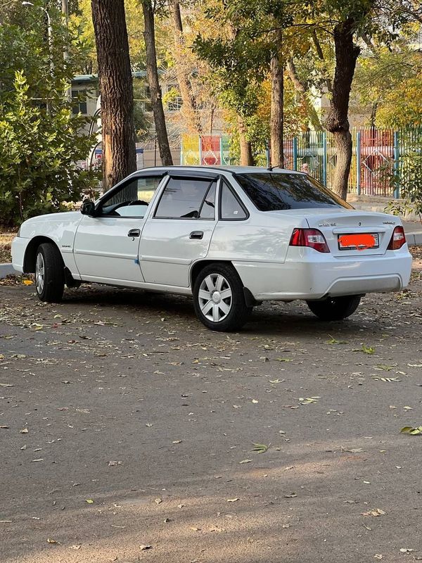 Nexia 2 2015 yil 1.6 mator yahshi holatda Nexia 2 2015 yil 1.6 mator yahshi holatda
