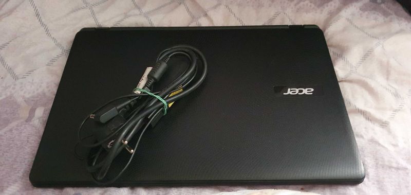 Acer N15W4 noutbuk