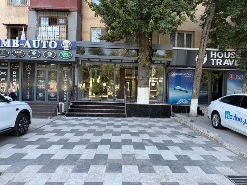 Арча Куча / Жахон тиллари Продаётся нежилое