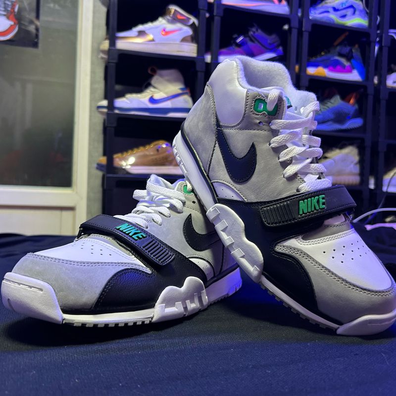 Кроссовки NIKE air trainer US8.5 42 размер. (Оригинал).