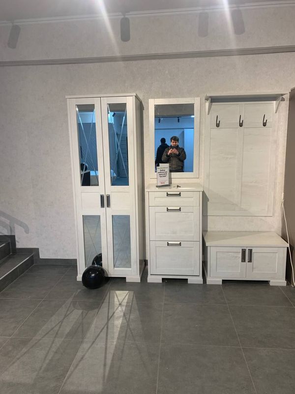 Belarusia mebel sotiladi Belarusia mebel sotiladi